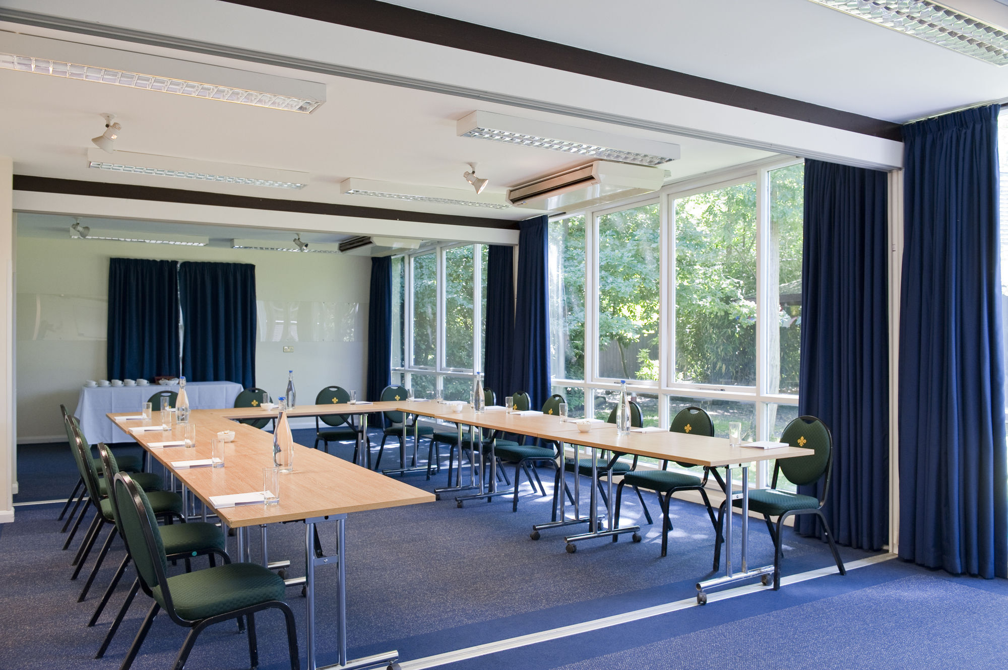 Gilwell Park Hotel Chingford Exterior photo