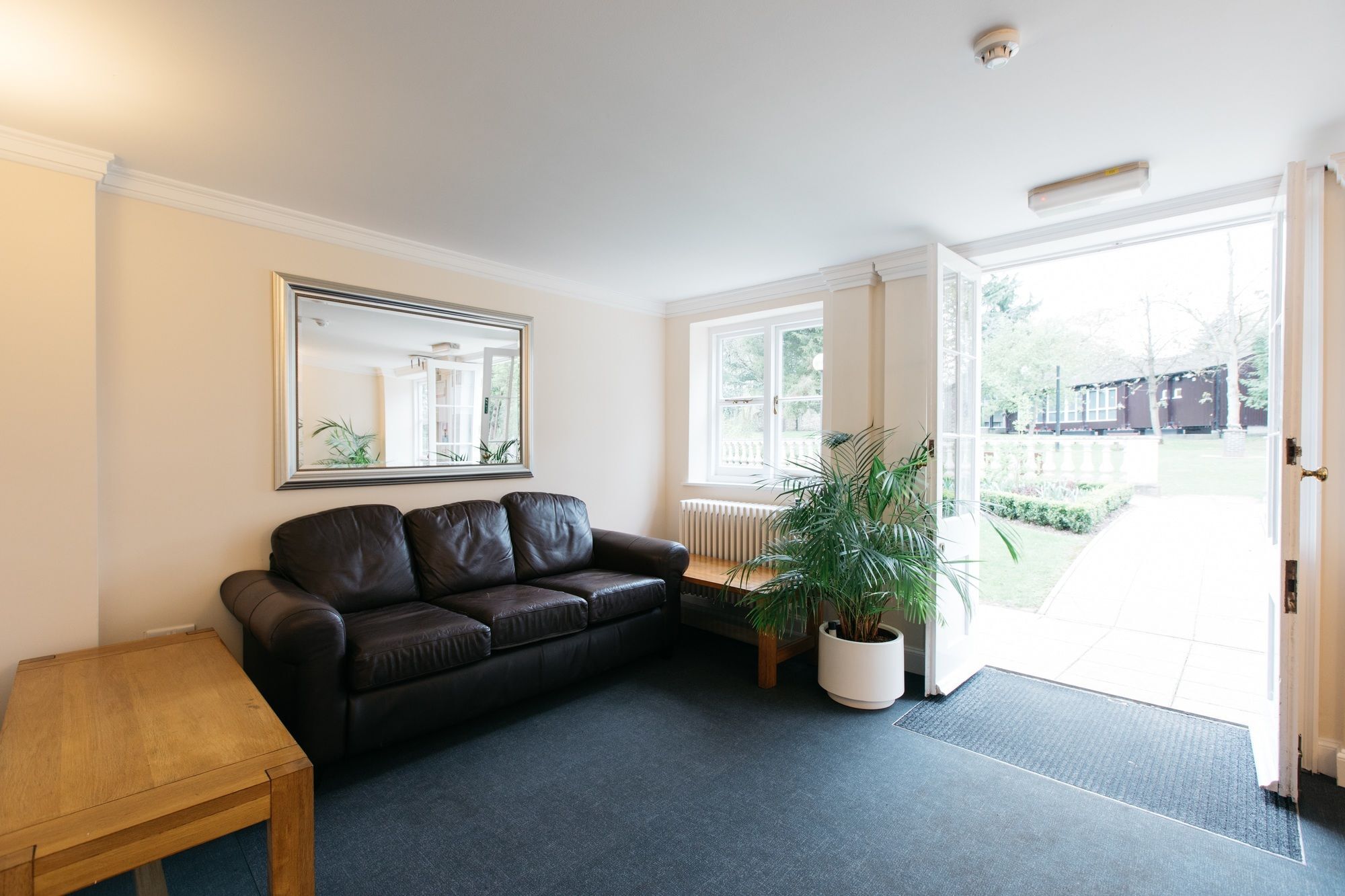 Gilwell Park Hotel Chingford Exterior photo